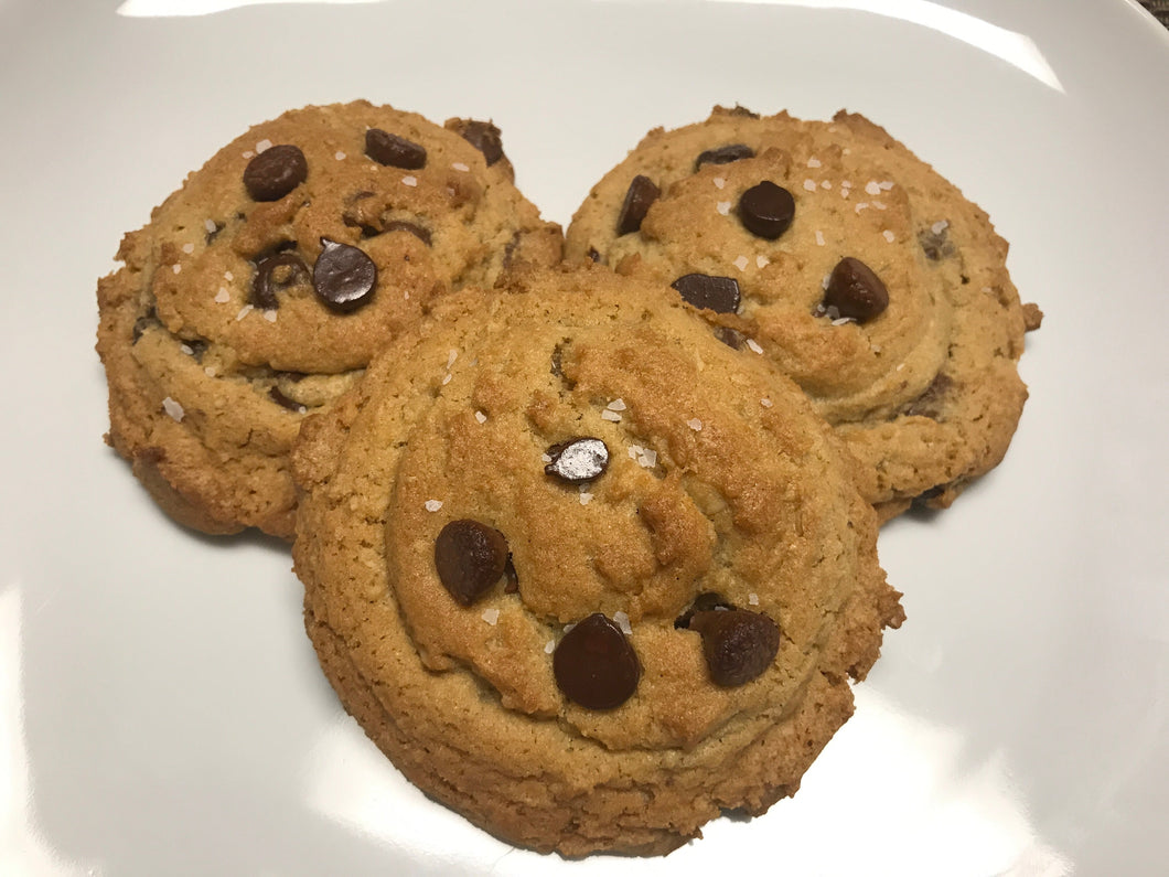 1/2 Dozen Chocolate Chip Cookies